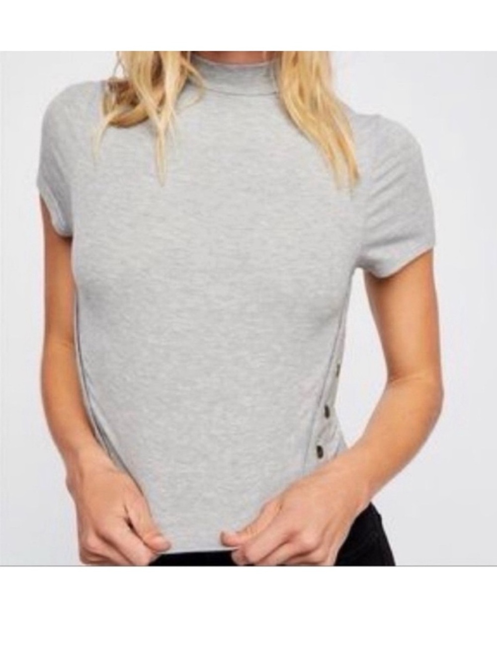 Free People Heather Gray Mock Neck Short-Sleeve Top w/Statement Side Buttons EUC